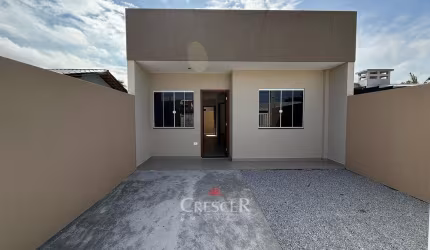 Casa nova com 03 quartos a venda em Matinhos