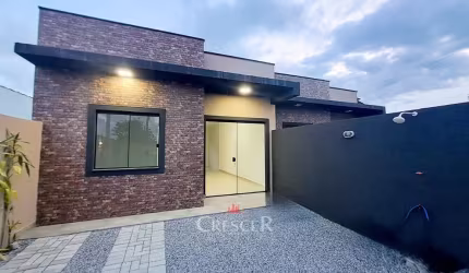 Casa nova com 02 quartos a venda em Matinhos
