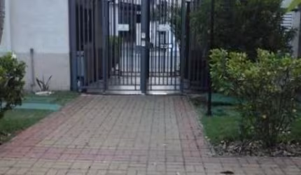 Apartamento com 2 quartos à venda na Rua Jequirana de Goiás, 515, Jardim Santo Antonio, São Paulo por R$ 220.000
