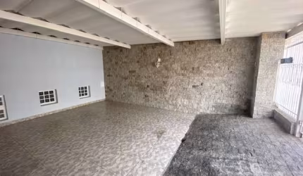 Casa com 3 quartos à venda na Vila Santana II, Jundiaí , 276 m2 por R$ 700.000
