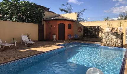 Casa com 3 quartos à venda na Vila Santa Terezinha, Várzea Paulista , 118 m2 por R$ 850.000