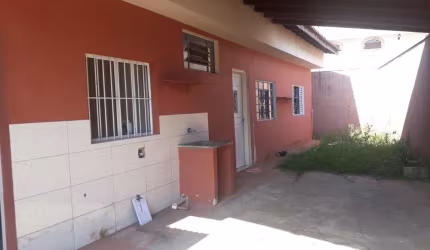 Casa com 1 quarto à venda no Jardim São Vicente, Jundiaí , 95 m2 por R$ 600.000