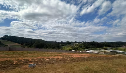 Terreno em condomínio fechado à venda no Ivoturucaia, Jundiaí  por R$ 1.200.000