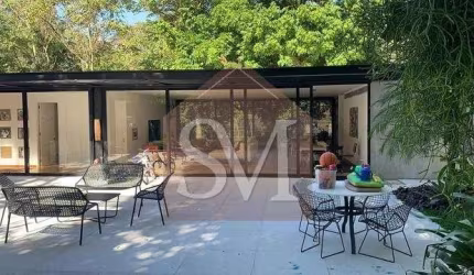 Casa no Itanhangá com 4 Quartos sendo 3 Suítes, 400 m²