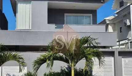 RIVIERA DEL SOL: Casa de Luxo no Recreio dos Bandeirantes, Rio de Janeiro - 4 Suítes, 2 Salas, 6 Banheiros e 2 Vagas de Garagem!