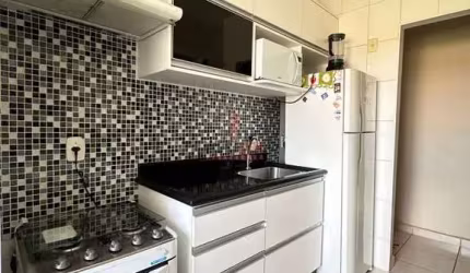Apartamento com 2 dormitórios no Jupiá