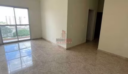 3 dorms, suíte, elevador e lazer com piscina. Ha 2 quadras da Av Independência