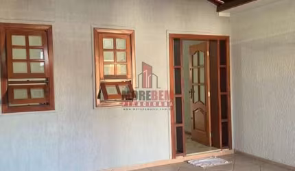 OPORTUNIDADE - EXCELENTE CASA JARDIM PETROPOLIS