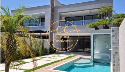 Casa contemporânea triplex com 4 suítes, 360 m² e piscina na Barra da Tijuca-RJ! Aproveite!