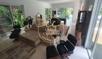 Casa Triplex de Luxo no Itanhangá: 4 quartos, 1 suíte, 620 m², piscina, elevador - Barra da Tijuca-RJ