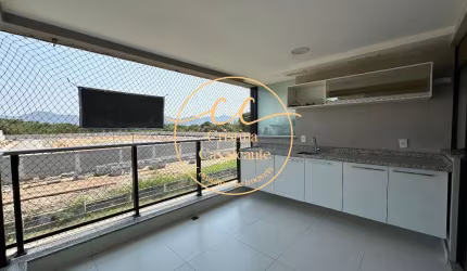 Apartamento à venda no Recreio dos Bandeirantes, Rio de Janeiro-RJ: 2 quartos, 1 suíte, 72m², varanda gourmet e vaga de garagem.