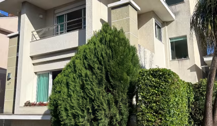 Casa de Condomínio com 3 Quartos à Venda, 210 m² em Portão - Curitiba