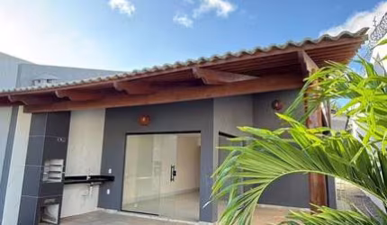 Linda casa com piscina em Jacumã!!