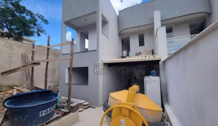 Casa com 3 dormitórios à venda por R$ 640.000,00 - Portal do Sol - Lagoa Santa/MG
