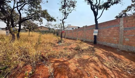 Terreno à venda, 410 m² por R$ 390.000 - Lundceia - Lagoa Santa/MG