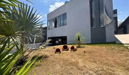 Casa com 3 dormitórios à venda, 113 m² por R$ 910.000 - Condomínio Residencial Cedro - Lagoa Santa/MG