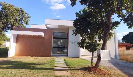 Casa com 3 dormitórios à venda, 170 m² por R$ 950.000,00 - Condomínio Estância da Mata - Jaboticatubas/MG