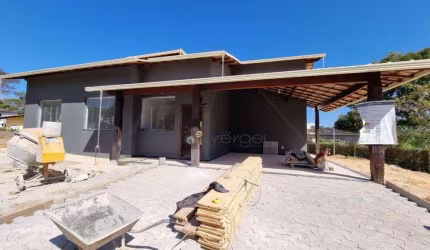 Casa com 3 dormitórios à venda, 196 m² por R$ 980.000,00 - Condomínio Vale Do Luar - Jaboticatubas/MG