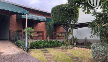 Casa com 3 dormitórios à venda, 146 m² por R$ 690.000,00 - Centro - Jaguariúna/SP
