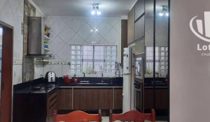 Casa com 3 dormitórios à venda, 160 m² - Jardim Silvio Rinaldi - Jaguariúna/SP