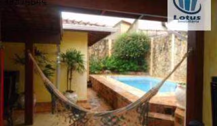 Casa com 5 dormitórios à venda, 267 m² por R$ 950.000,00 - Jardim Sônia - Jaguariúna/SP