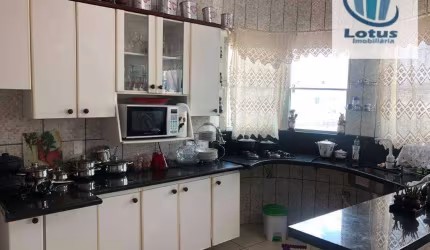 Casa com 4 dormitórios à venda, 316 m² por R$ 1.600.000,00 - Jardim Europa - Jaguariúna/SP