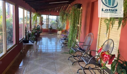 Casa com 4 dormitórios à venda, 327 m²- Centro - Santo Antônio de Posse/SP