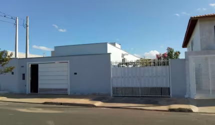 Casa com 2 dormitórios à venda, 147 m² - Vila Primavera - Jaguariúna/SP