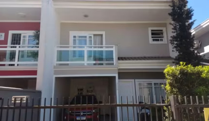 Sobrado geminado Costa e Silva R$ 750.000,00  suíte com closet, 02 dormitórios.