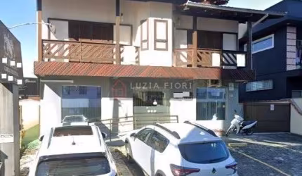 Sobrado comercial  à venda -  Costa e Silva, Joinville, SC   341 m² construídos e em processo averbação, 525 m² terreno ; loja térrea 150 m².