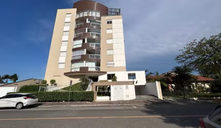 Apartamento à venda no bairro Glória, Joinville - SC  Amplo apartamento com 1 suíte + 1 dormitório; Sacada espaçosa  com churrasqueira;