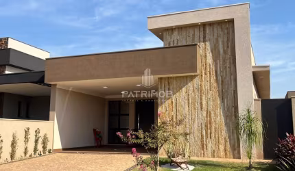 Casa Térrea com 03 Suíte e piscina aquecida em Residencial Valência - Ribeirão Preto