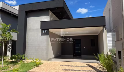 Casa térrea de alto padrão c/ piscina - em Villa Romana