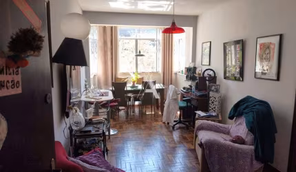 Vende-se Apartamento Aconchegante no Caxangá