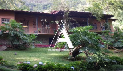 Casa de 3 qts, terreno de 5.300m²,  no bairro de Quebra Frascos, Teresópolis
