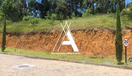 Terreno em condomínio de alto Padrão em Teresópolis