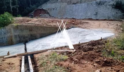 Terreno ideal para depósito/galpão na BR 116 (Teresópolis, bairro Três Córregos)