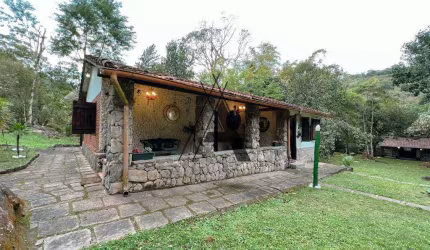 Sítio com 3.880m² à venda em Guapimirim