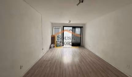 Casa com 6 quartos à venda na Rua José Margarido, --, Santana, São Paulo por R$ 750.000