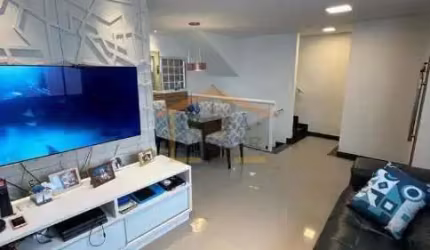Casa em condomínio fechado com 3 quartos à venda na Rua Padre Leão Peruche, --, Vila Mazzei, São Paulo por R$ 700.000
