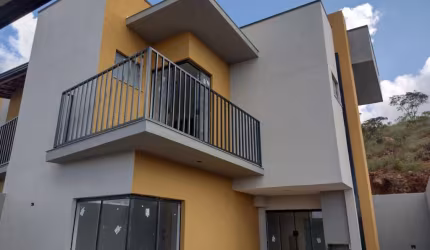 Casa com 2 quartos à venda no Jardim Bandeirantes, Poços de Caldas , 75 m2 por R$ 365.000