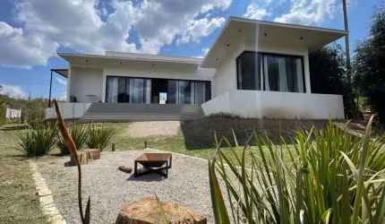 Chácara / sítio com 2 quartos à venda na Área Rural de Poços de Caldas, Poços de Caldas , 670 m2 por R$ 630.000