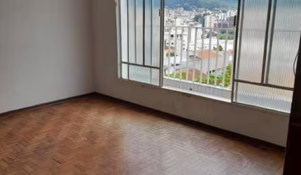Casa com 2 quartos à venda no Jardim Santa Augusta, Poços de Caldas , 340 m2 por R$ 460.000
