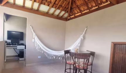 Casa com 2 quartos à venda no Centro, Poços de Caldas , 146 m2 por R$ 1.000.000