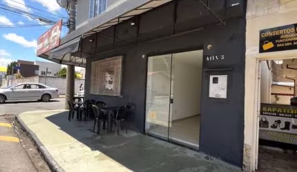 Sala comercial com 1 sala para alugar no Jardim do Ginásio, Poços de Caldas , 33 m2 por R$ 1.700