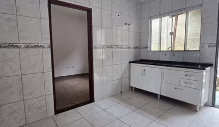 Casa com 2 quartos à venda no Jardim Santa Augusta, Poços de Caldas , 60 m2 por R$ 1.200