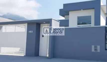 Casa com 3 dormitórios à venda, 100 m² por R$ 780.000 - Massaguaçu - Caraguatatuba/SP