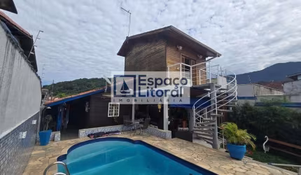 Casa à venda, 161 m² por R$ 690.000,00 - Massaguaçu - Caraguatatuba/SP