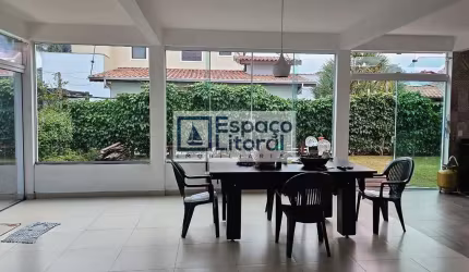 Sobrado com 4 dormitórios à venda, 220 m² por R$ 1.320.000,00 - Massaguaçu - Caraguatatuba/SP