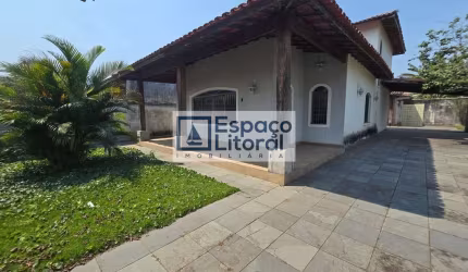 Sobrado com 4 dormitórios à venda, 221 m² por R$ 1.500.000,00 - Praia das Palmeiras - Caraguatatuba